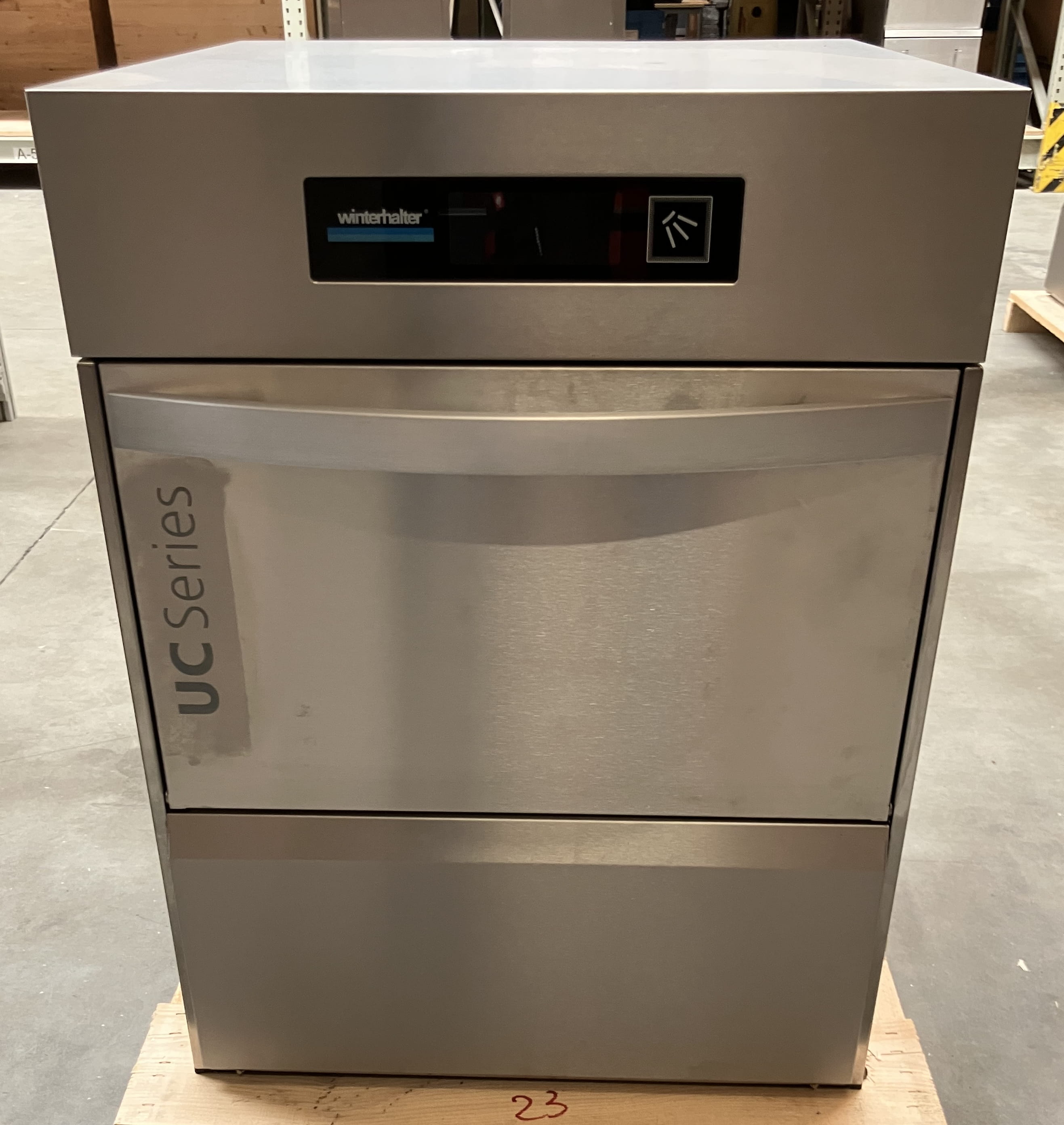 Winterhalter UC-M Energy Spülmaschine Baujahr 2021 - Messe‑/Ausstellungsmaschine