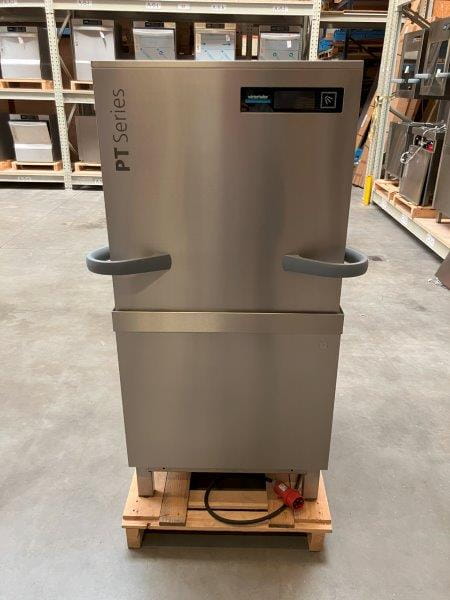 Winterhalter PT-L EnergyPlus Haubenspülmaschine 2021 - Messe‑/Ausstellungsmaschine
