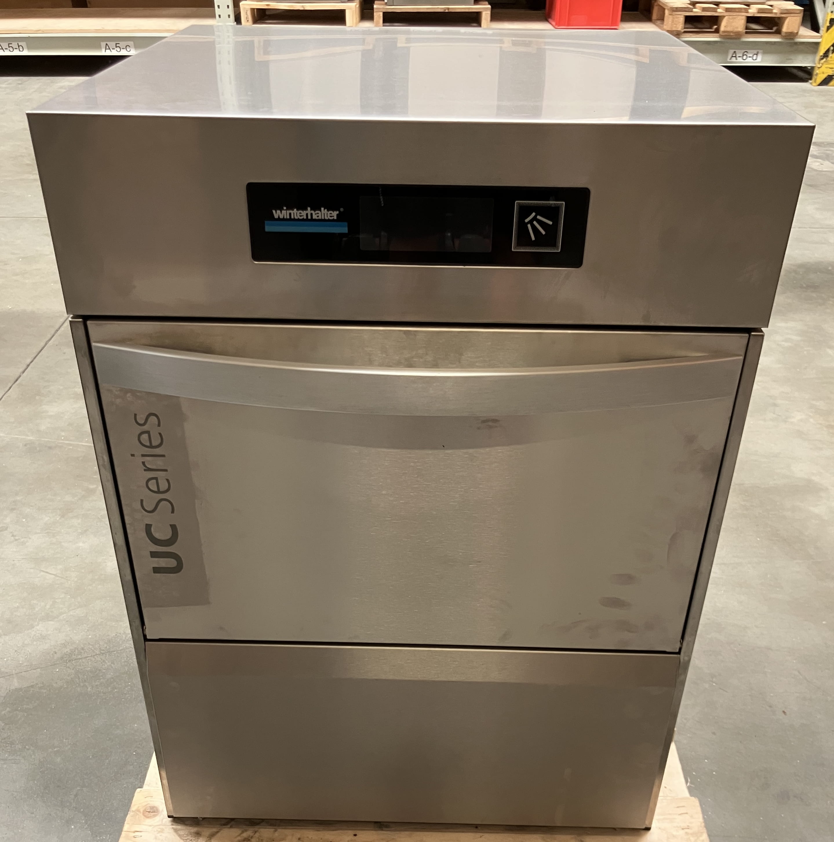 Winterhalter UC-M Energy Spülmaschine Baujahr 2018 - Messe‑/Ausstellungsmaschine